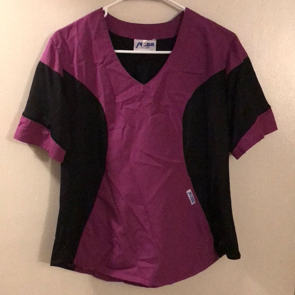 EUC-MOBB scrub Shirt (M)